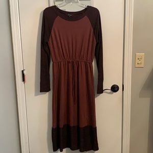 Cute dress! Perfect for fall